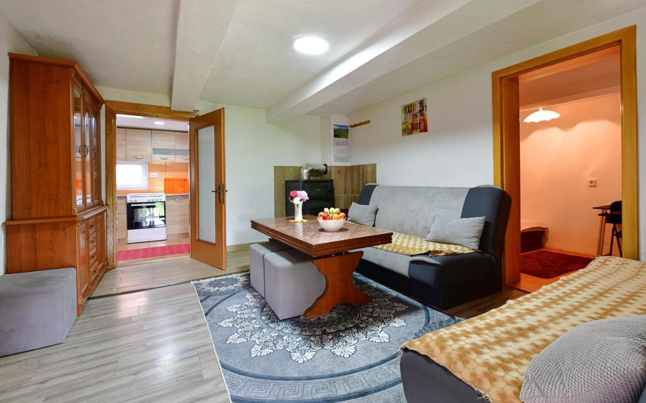 House Luna Rakovica Exterior foto